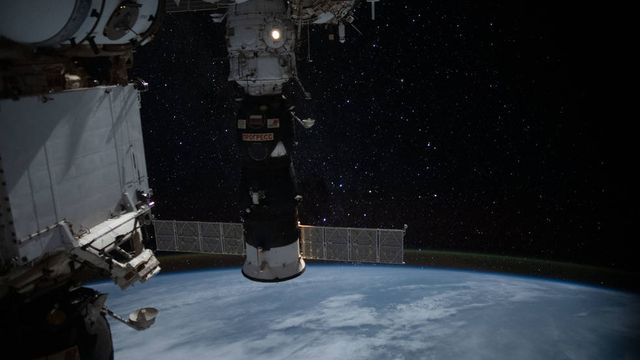 Progress 73 Docking