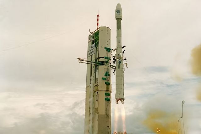 Ariane 40